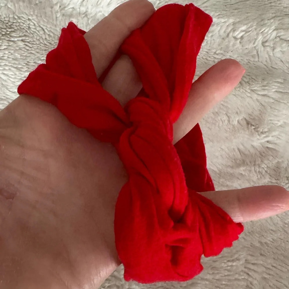 Knot Toddler Headband - Picture 2 of 3